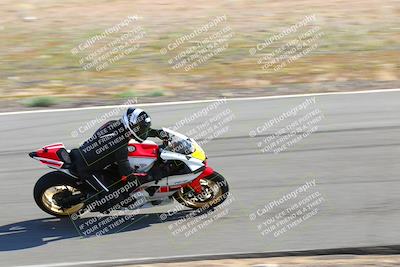 media/Feb-05-2023-Classic Track Day (Sun) [[c35aca4a42]]/Group 2/session 1 turn 9/